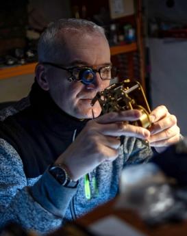 Chester Morris‑Sanmenxia HUBLOT Official Service Outlets Watchmaker
